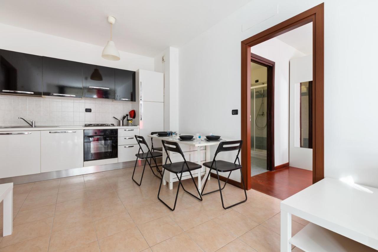 Milano-Rubattino Budget Apartment Bagian luar foto