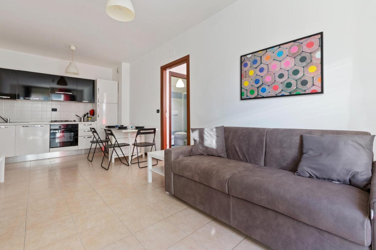 Milano-Rubattino Budget Apartment Bagian luar foto